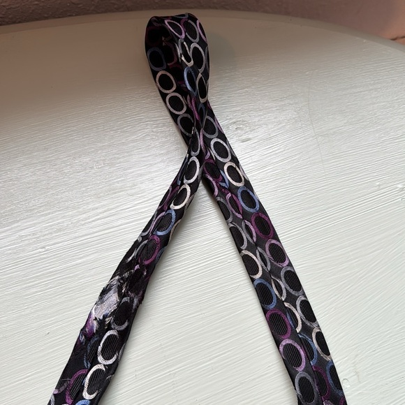 MICHAEL KORS CIRCLE DETAIL TIE (OS) - Picture 6 of 6